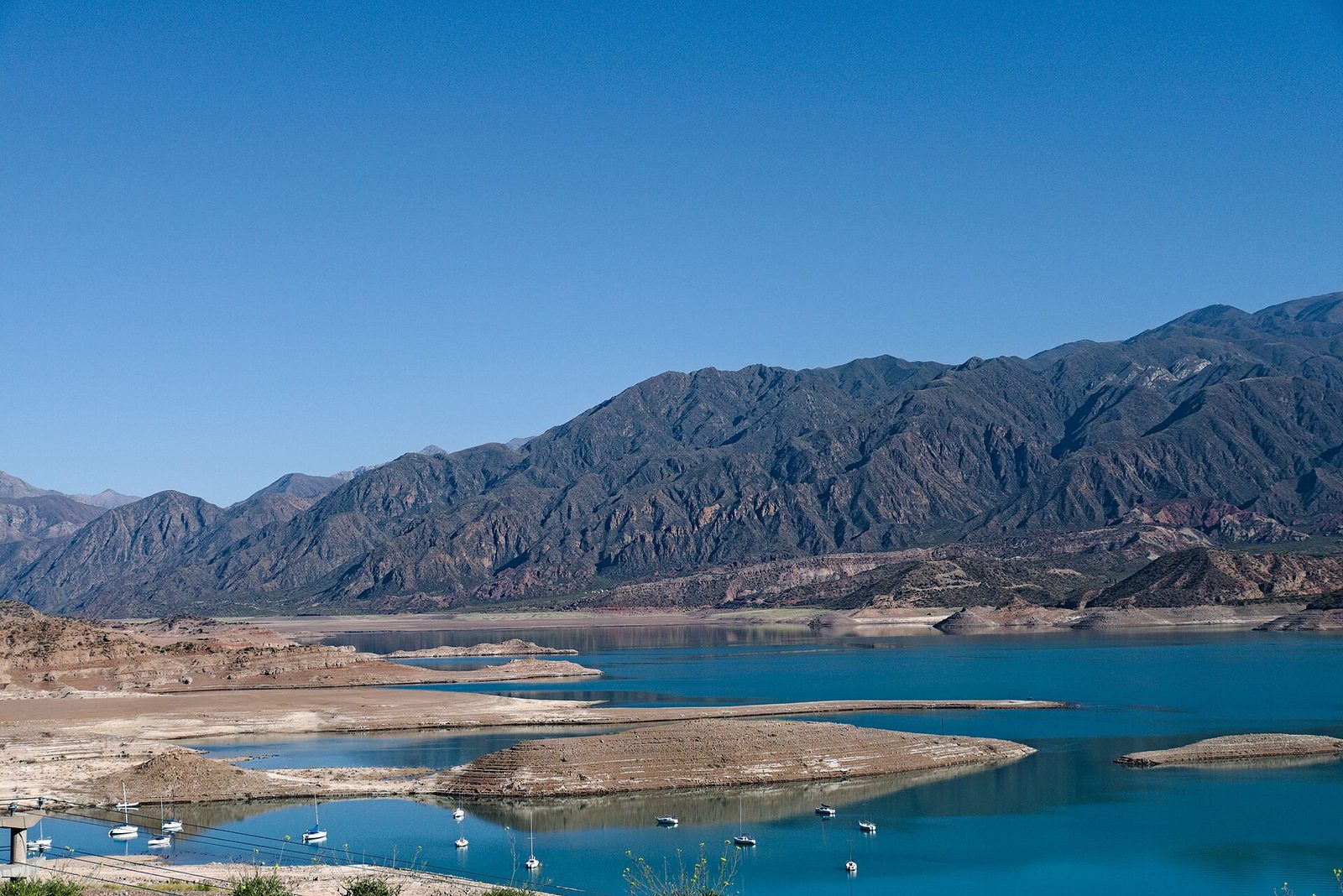Lago de Potrerillos